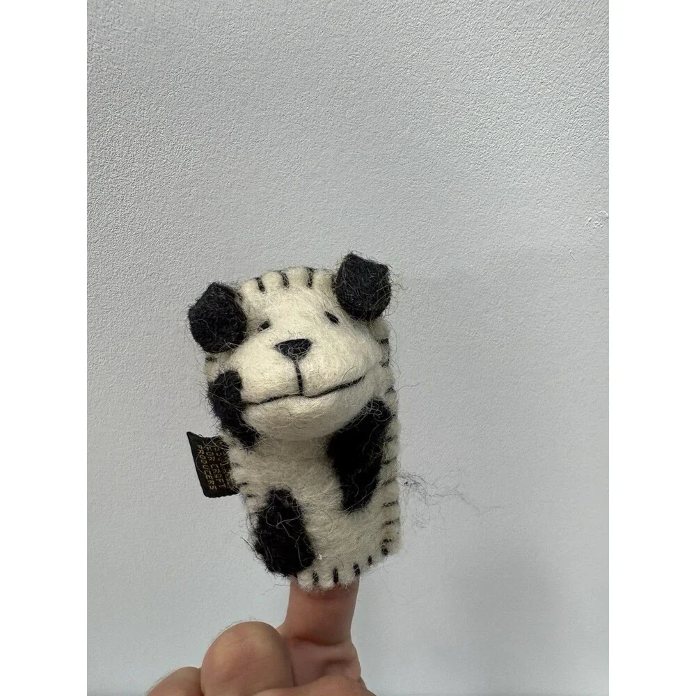 Rachel MacHenry for Samii Artisan Wool/Cotton Finger Puppet